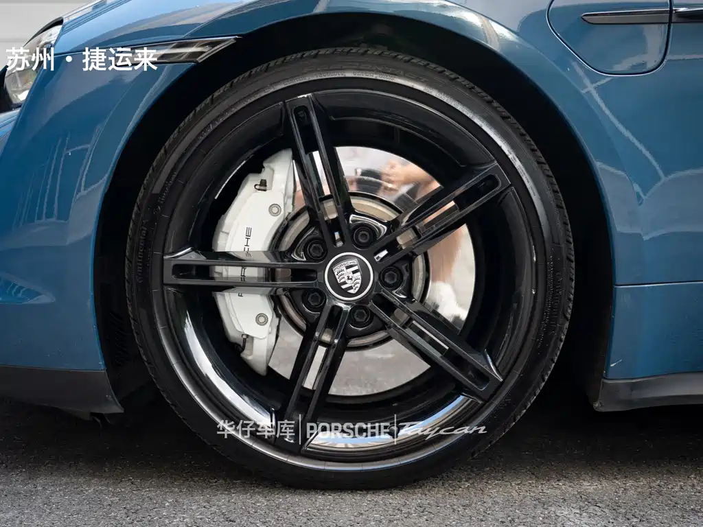Porsche Taycan — миниатюра 11