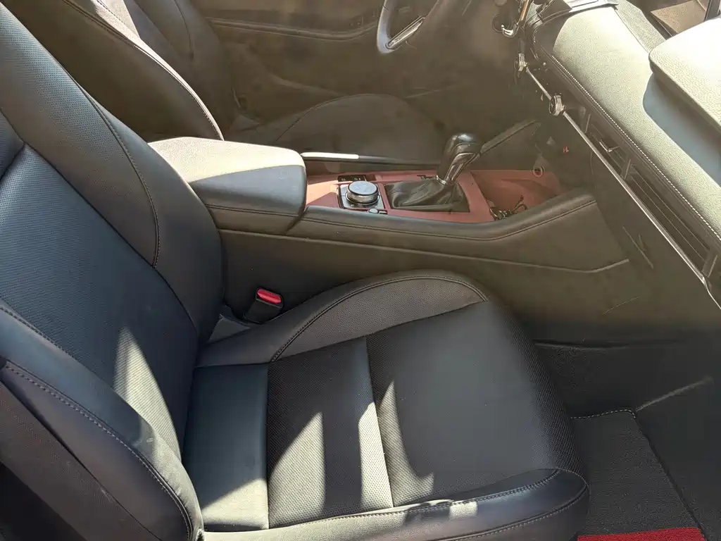 Mazda 3 Axela — миниатюра 9