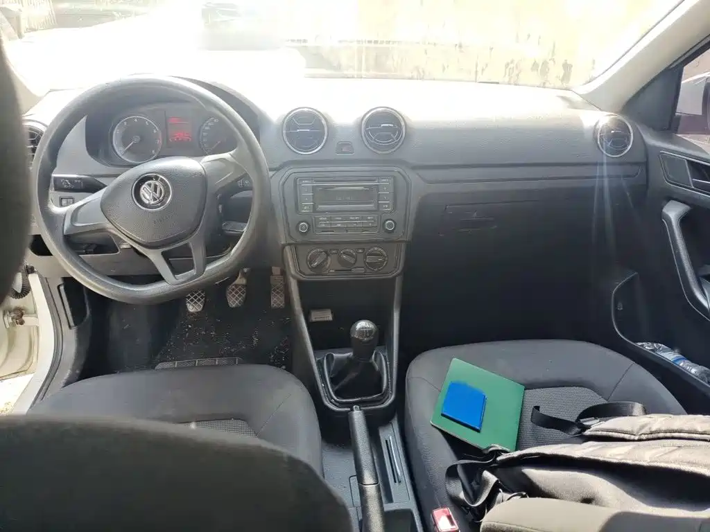 Volkswagen Jetta — миниатюра 13