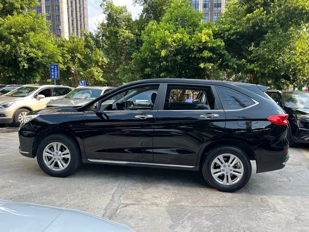 Haval M6 — миниатюра 6