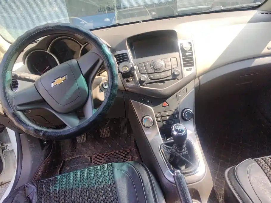 Chevrolet Cruze — миниатюра 12