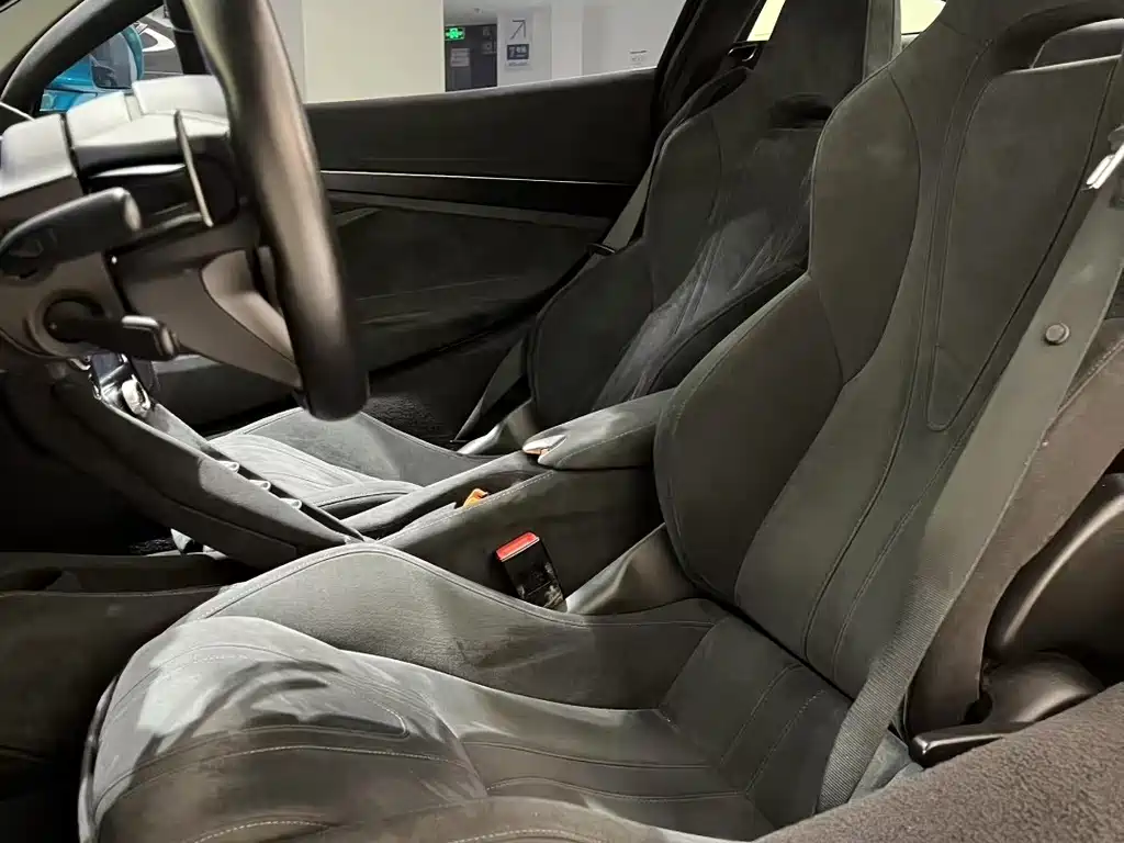 McLaren 720S — миниатюра 5