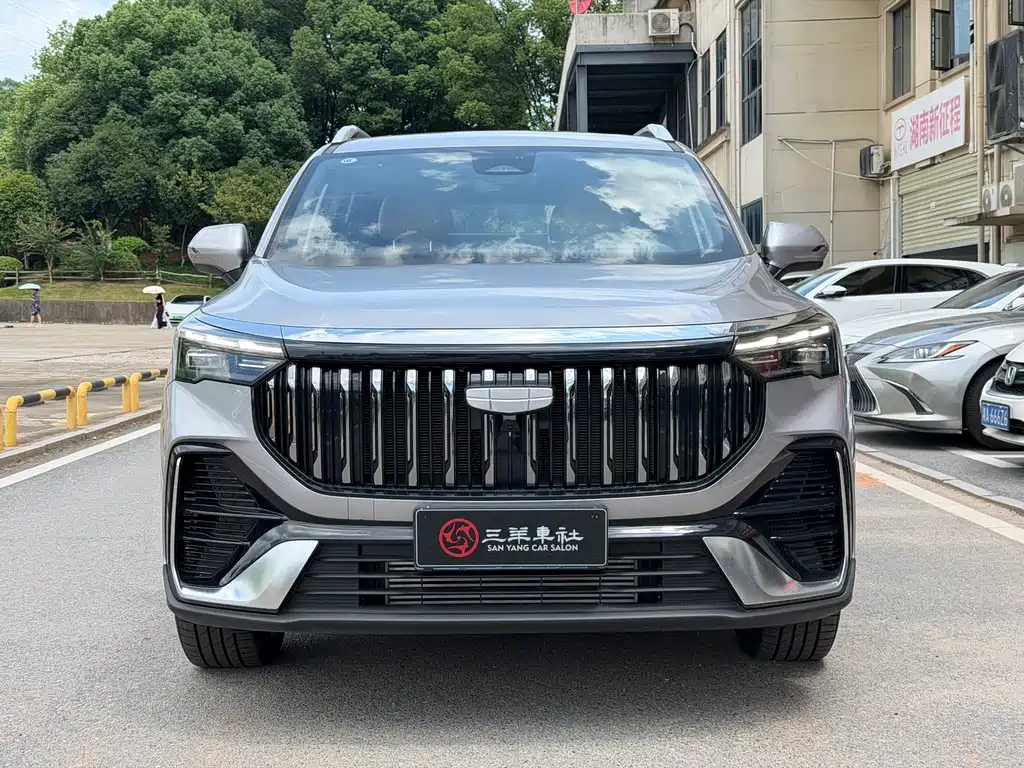 Geely Haoyue L — миниатюра 2