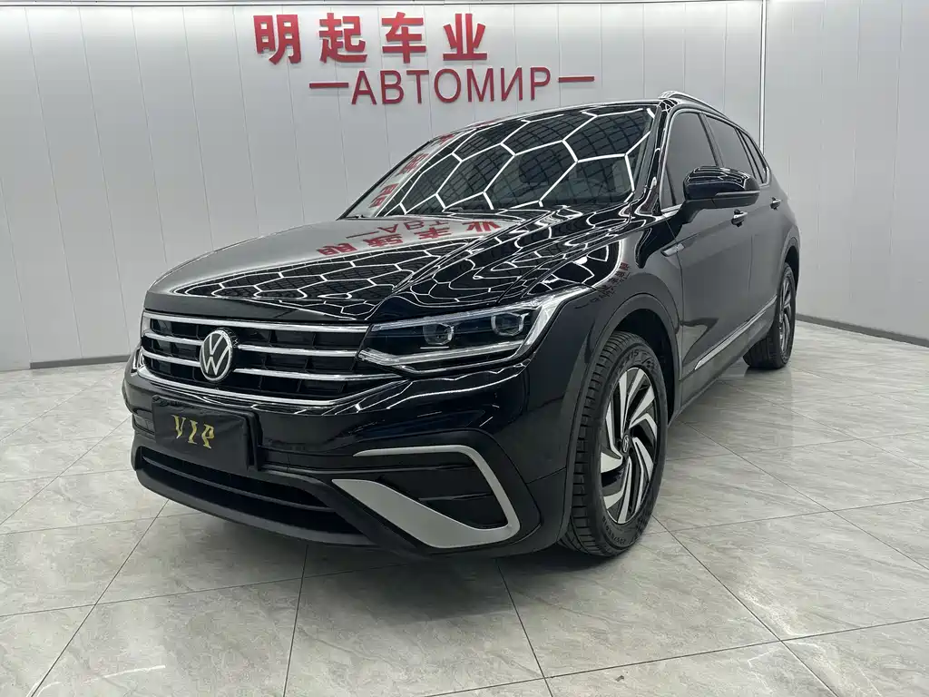 Volkswagen Tiguan L 2023
