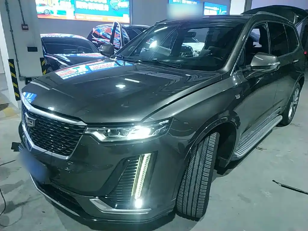 Cadillac XT6