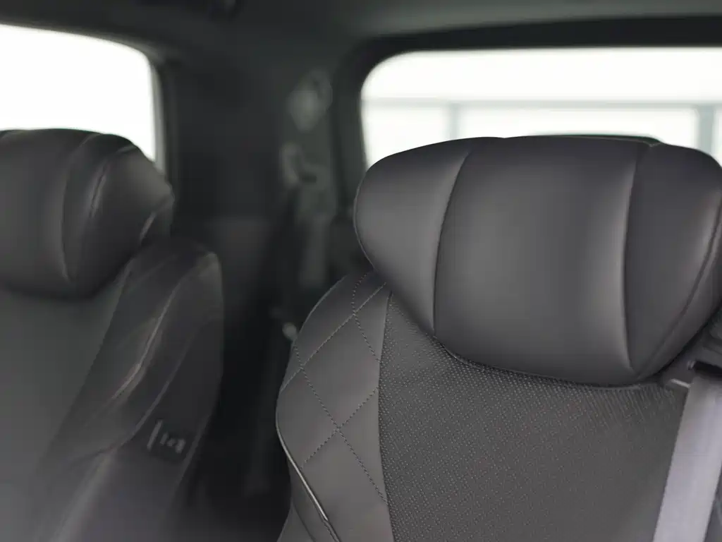 Toyota Vellfire 2024 2.5L
