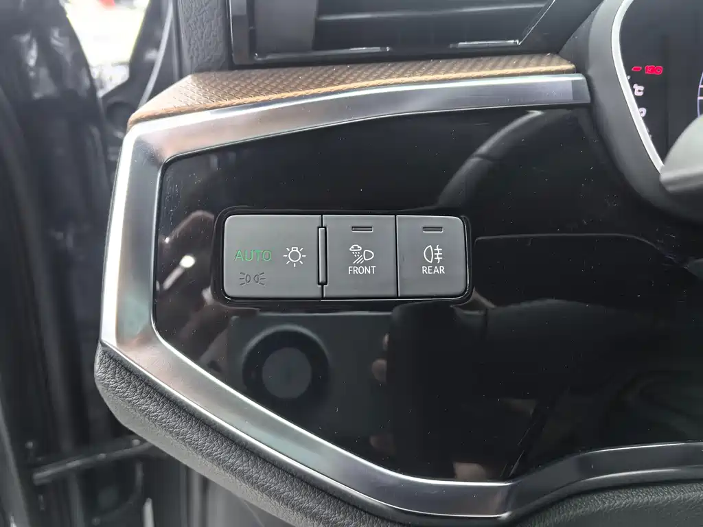 Audi Q3 — миниатюра 9
