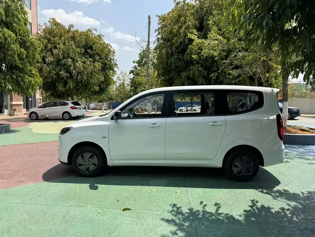Wuling Hongguang EV — миниатюра 6