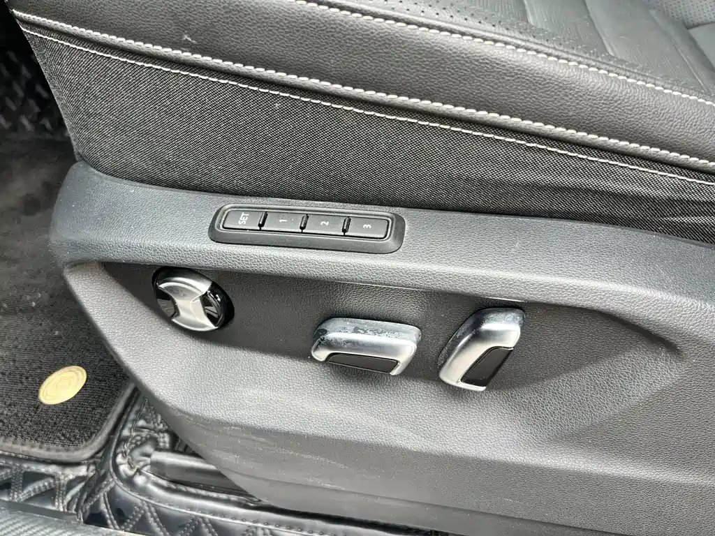 Volkswagen Viloran 2024 380TSI Luxury Pro 7 мест