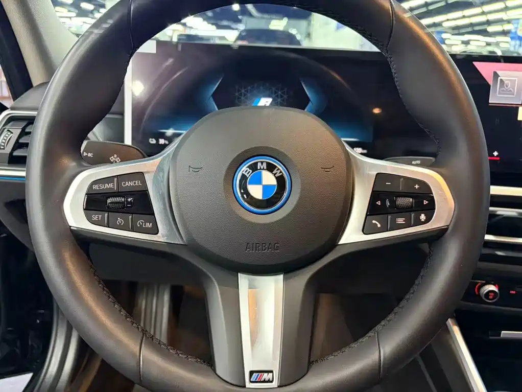 BMW i3 — миниатюра 7