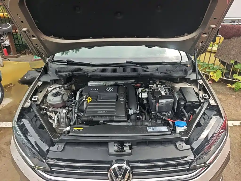Volkswagen Golf Sportsvan — миниатюра 20