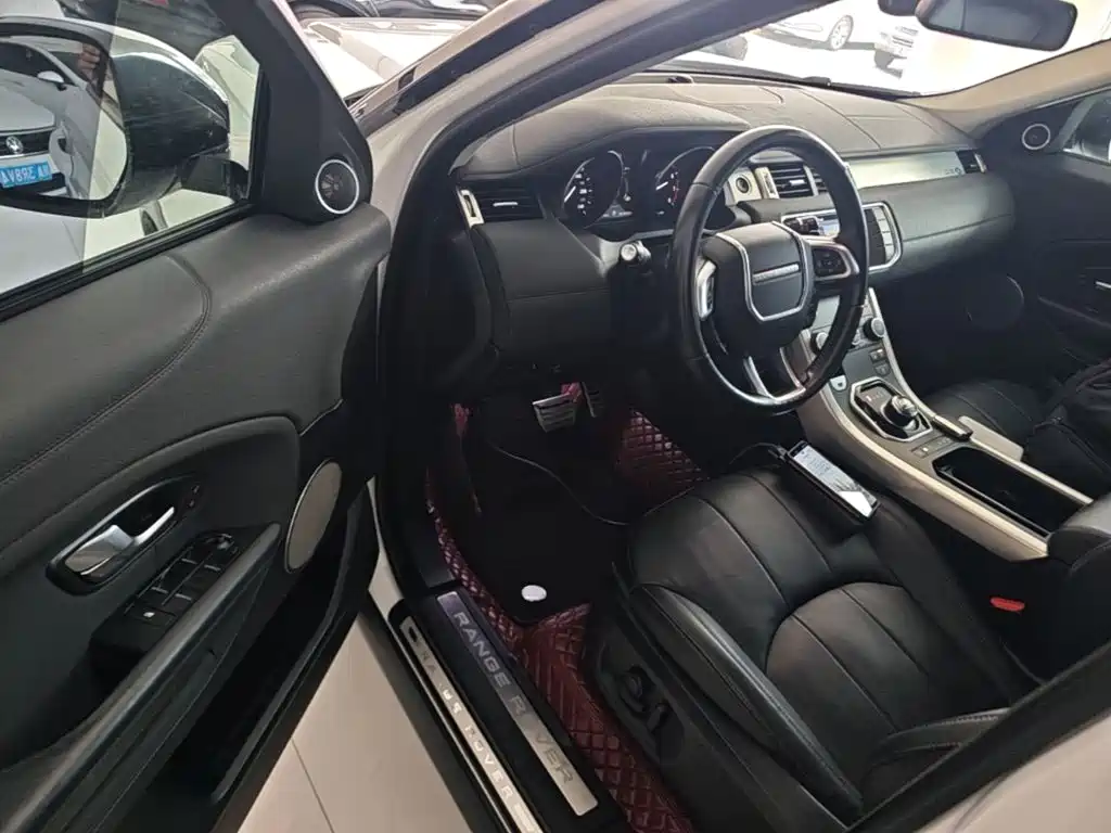Land Rover Evoque — миниатюра 16