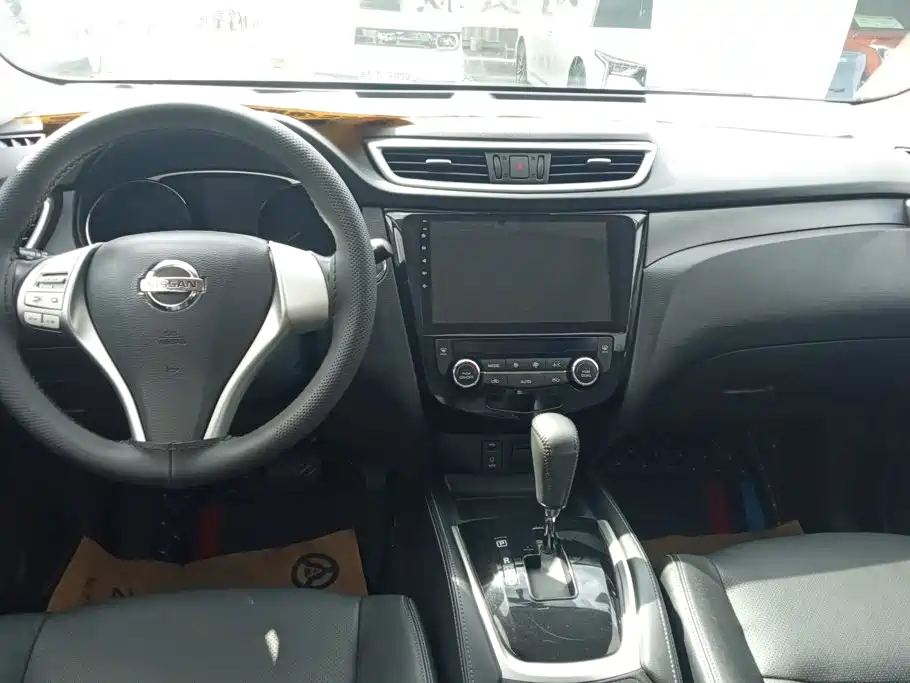 Nissan X-Trail — миниатюра 12
