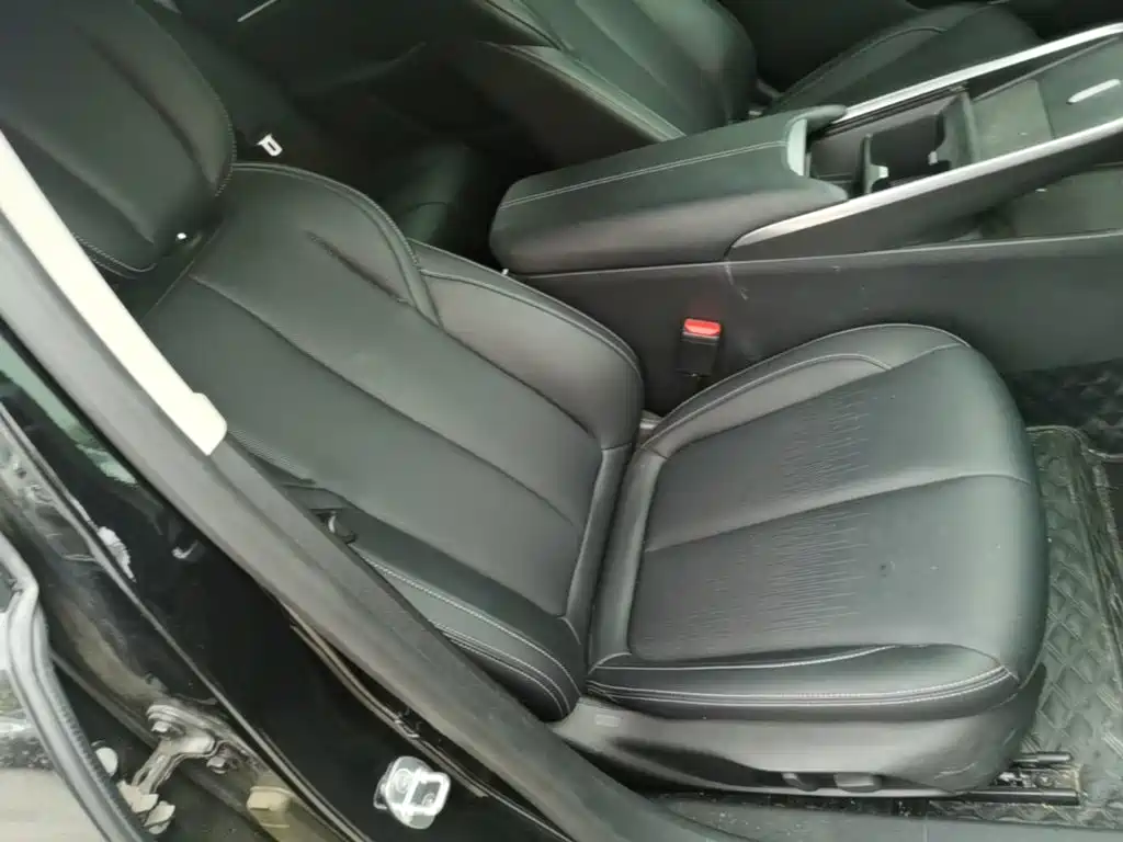 Buick LaCrosse — миниатюра 25