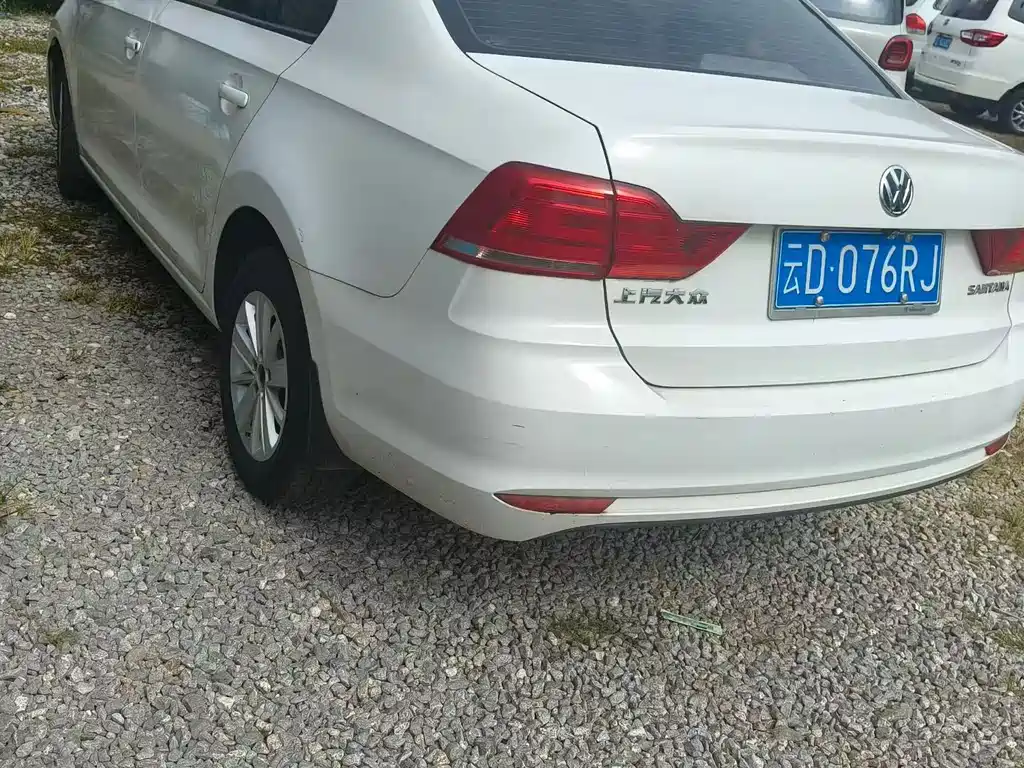 Volkswagen Santana — миниатюра 5