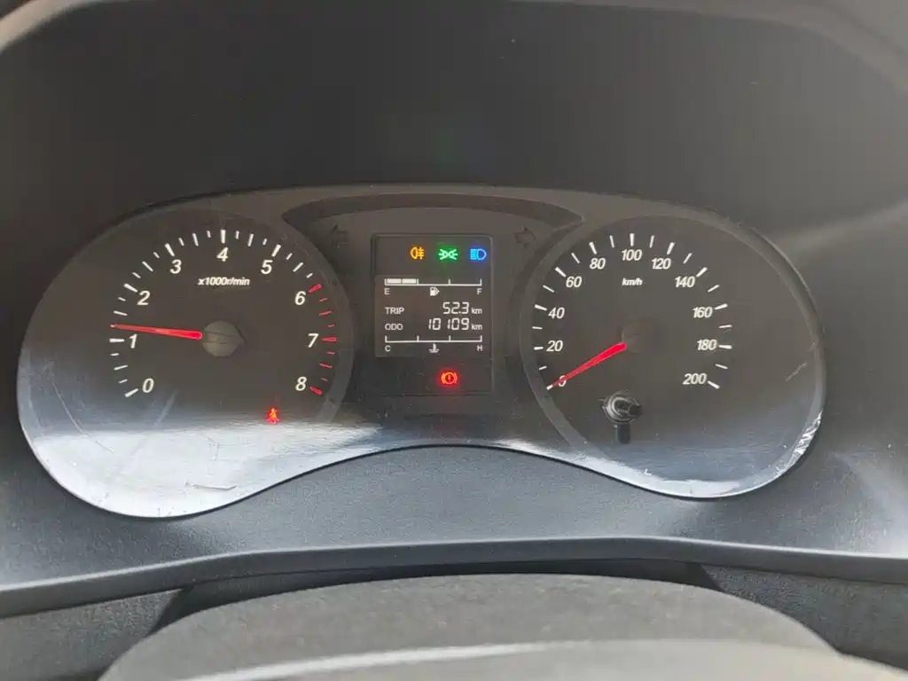 Wuling Hongguang PLUS — миниатюра 12