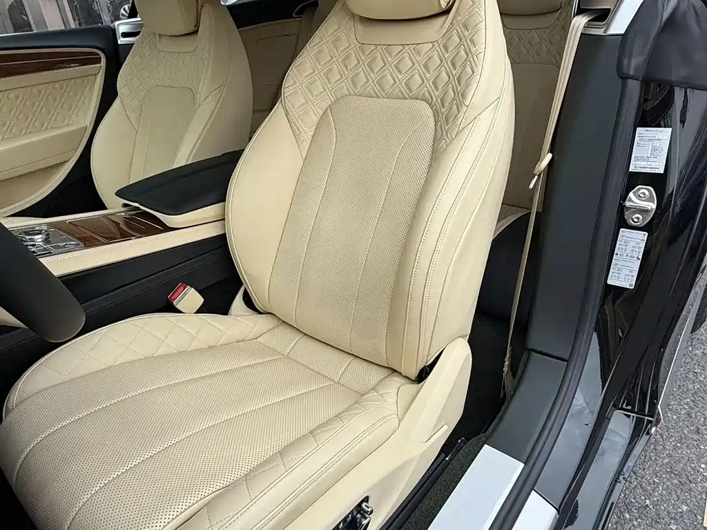 Bentley Continental — миниатюра 6