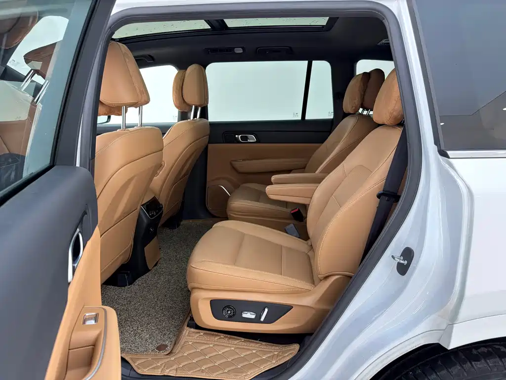 Li Auto Li ONE — миниатюра 9