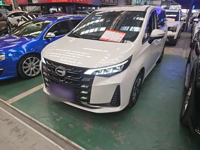 GAC Trumpchi M6