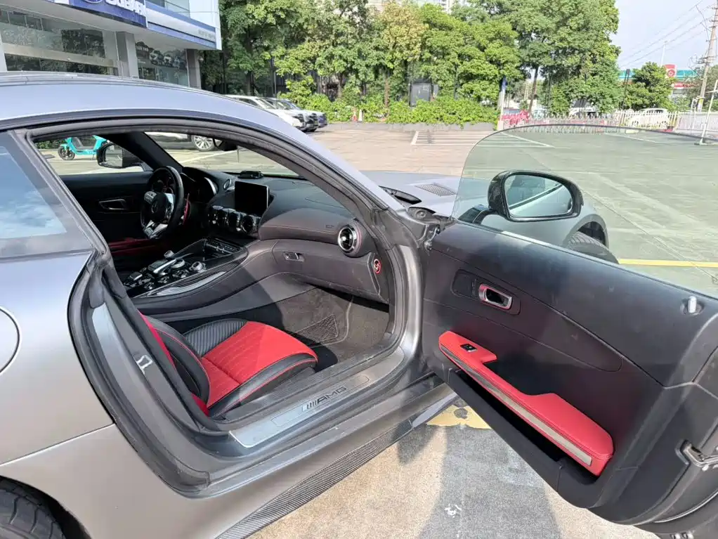 Mercedes-Benz AMG GT — миниатюра 9