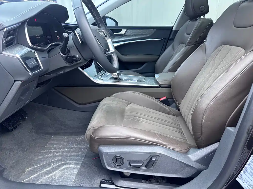 Audi A7L — миниатюра 5
