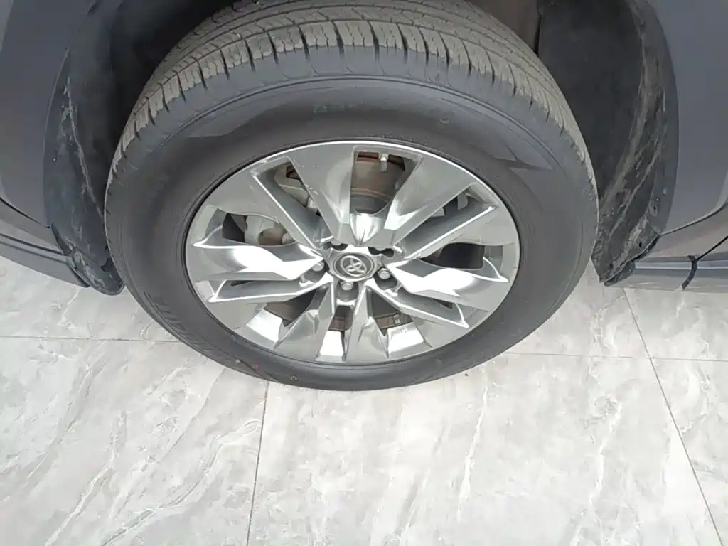 Toyota Wildlander — миниатюра 23