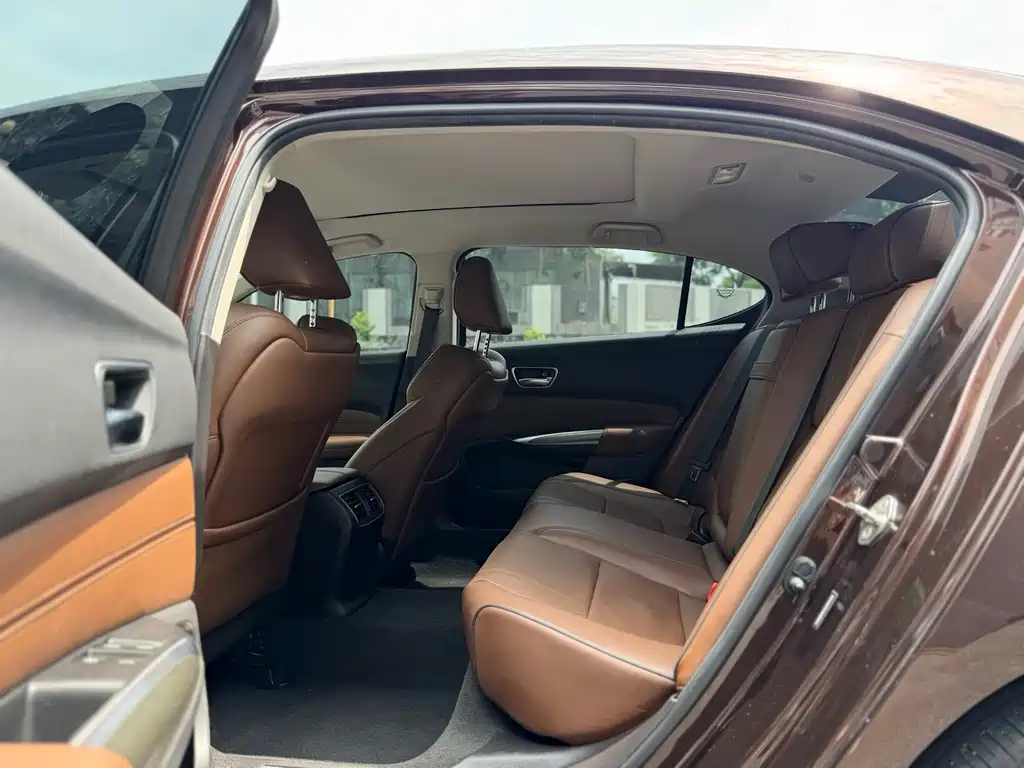 Acura TLX-L — миниатюра 5