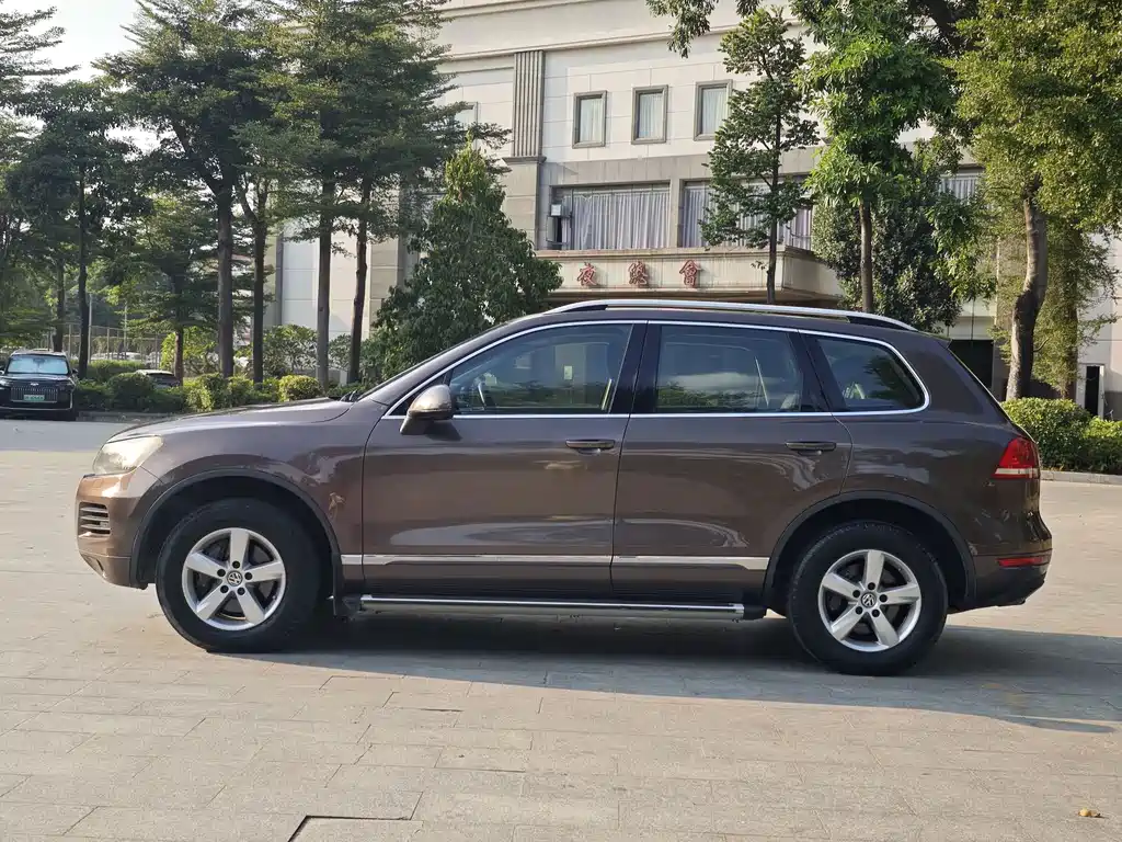 Volkswagen Touareg — миниатюра 4