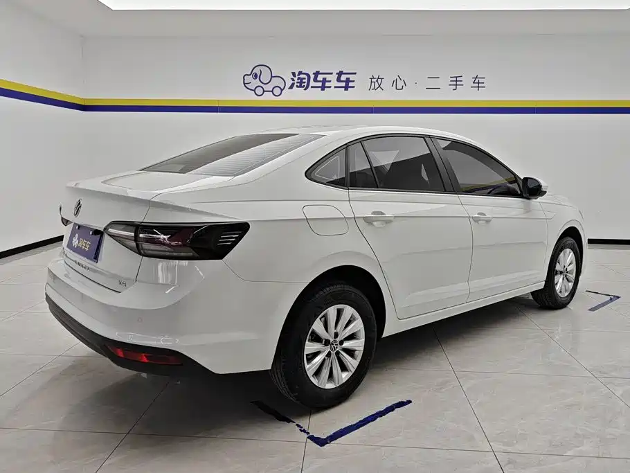 Volkswagen Lavida — миниатюра 3