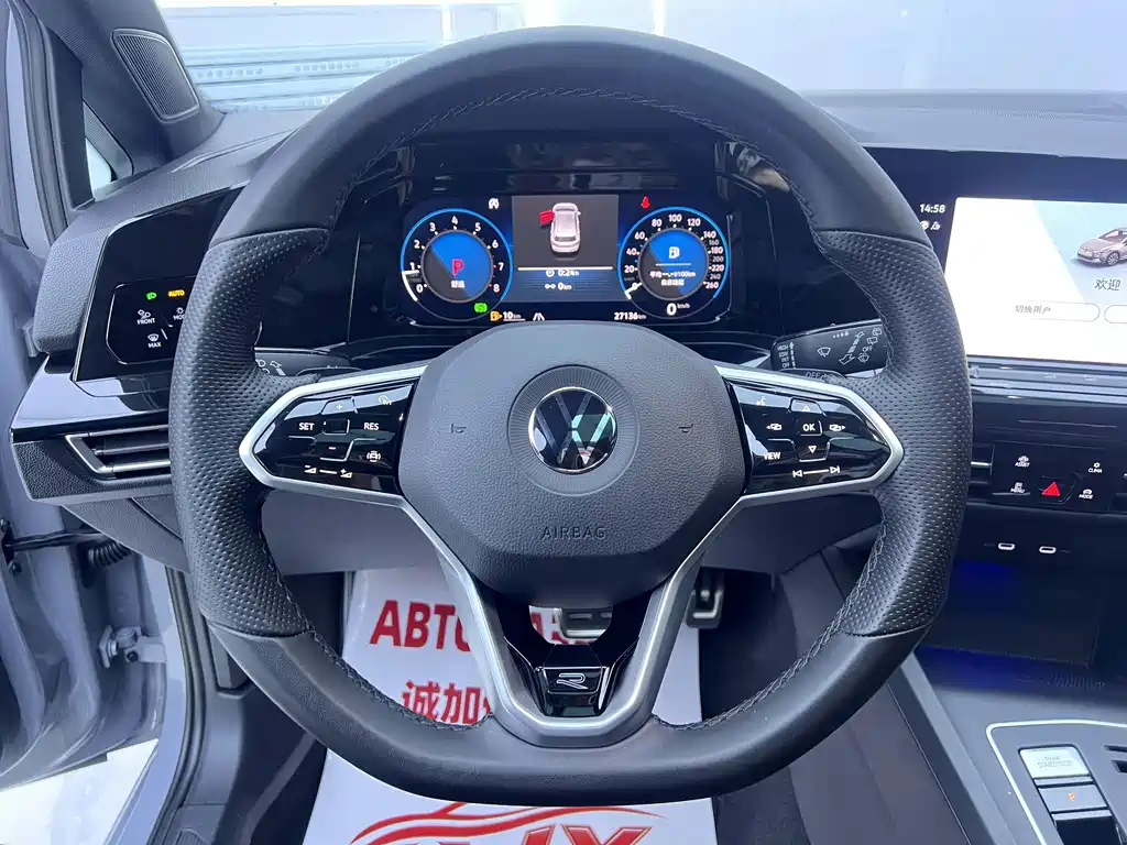 Volkswagen Golf — миниатюра 11