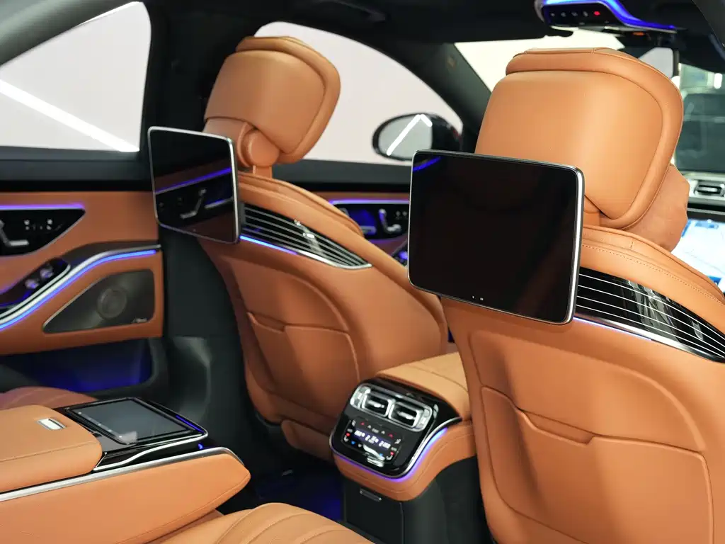 Mercedes-Benz S-Class 2024 — фото 16