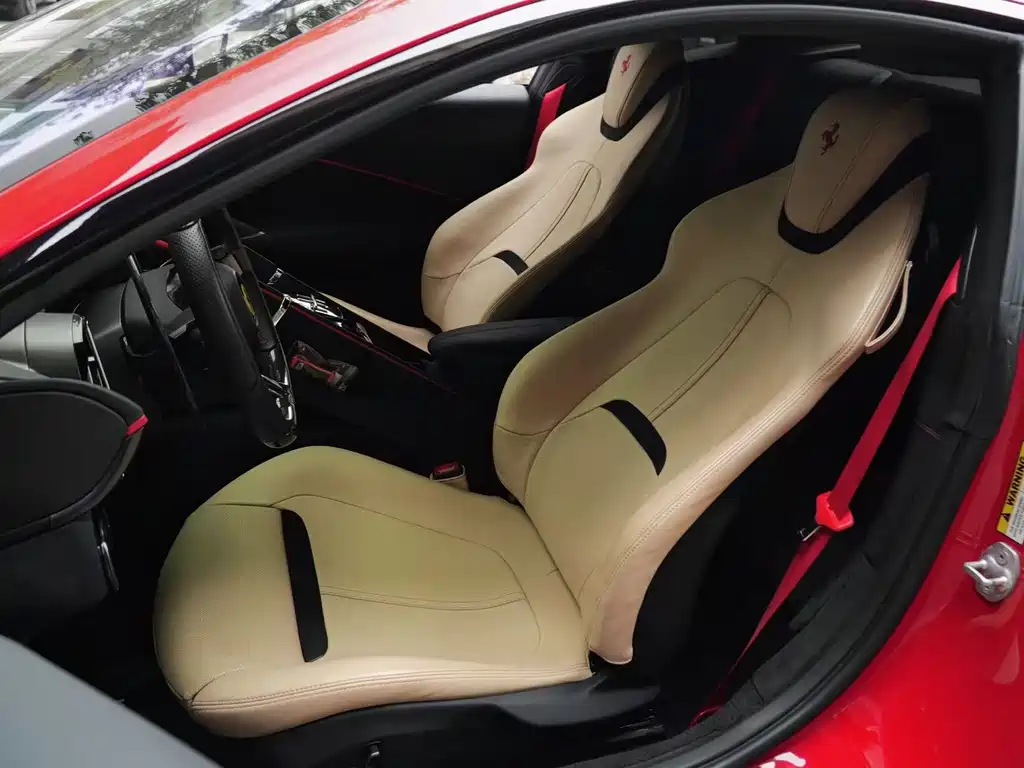 Ferrari Roma — миниатюра 8