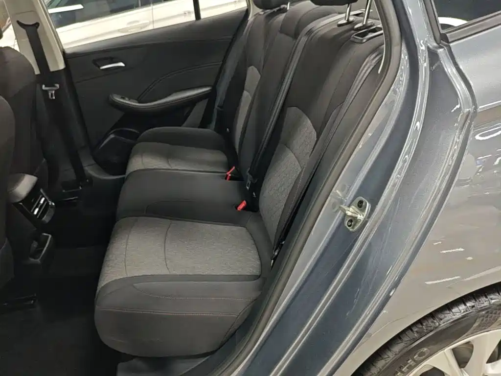 Roewe i5 — миниатюра 17