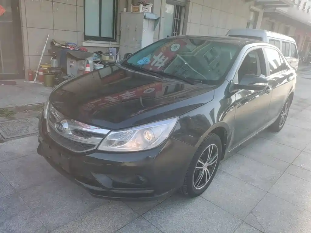 BYD Surui