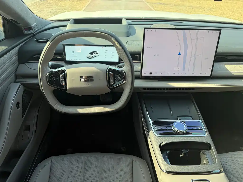 GEELY GALAXY GALAXY SPARKLE 8