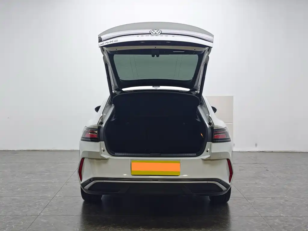 Volkswagen Lamando — миниатюра 13