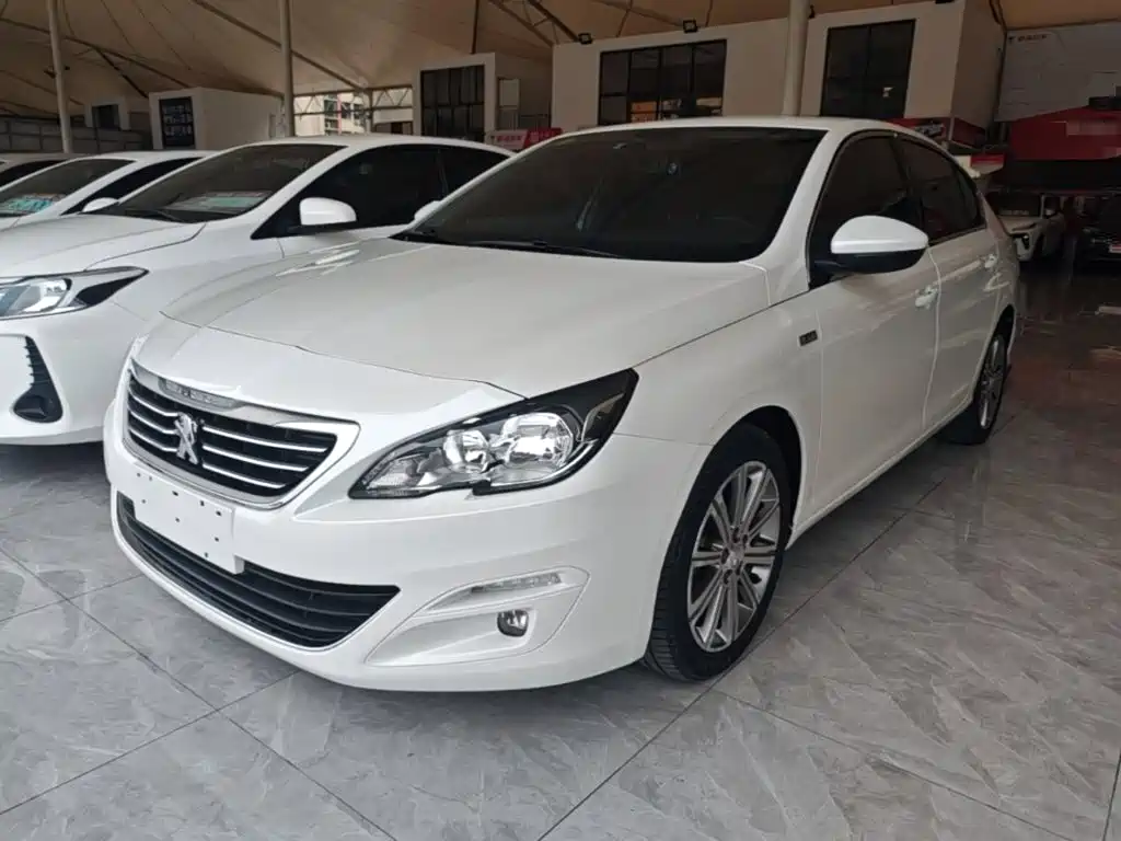 Peugeot 408