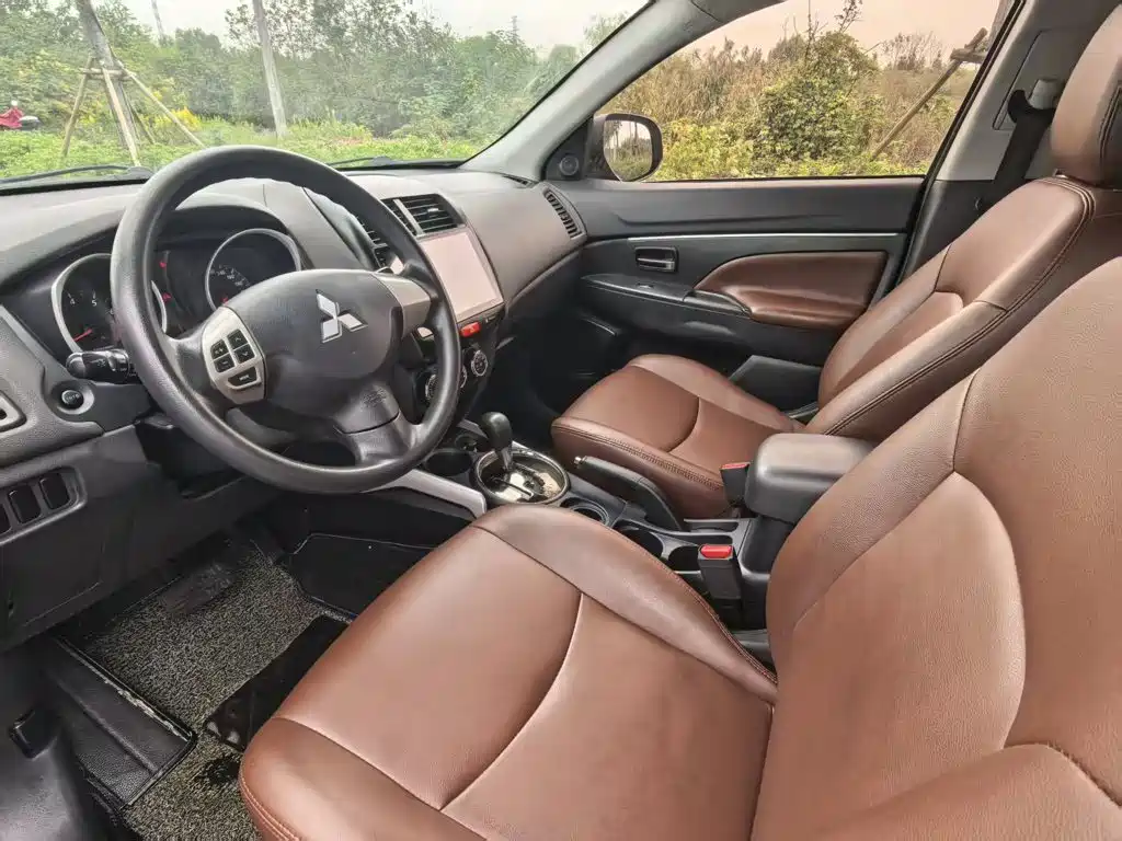 Mitsubishi ASX — миниатюра 10