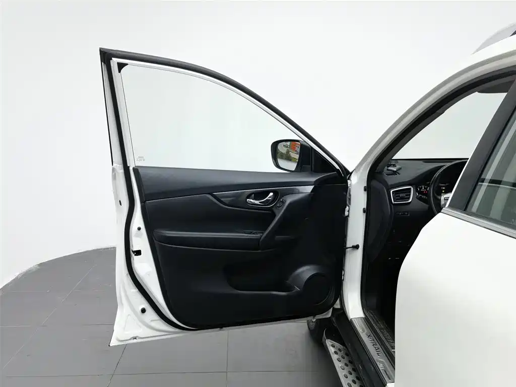 Nissan X-Trail 2014 2.5L CVT Lead 4WD