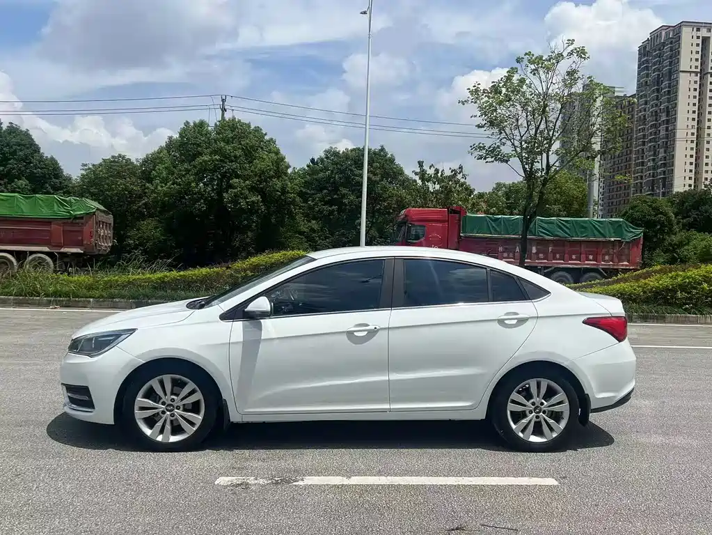 Chery Arrizo 5 — миниатюра 4