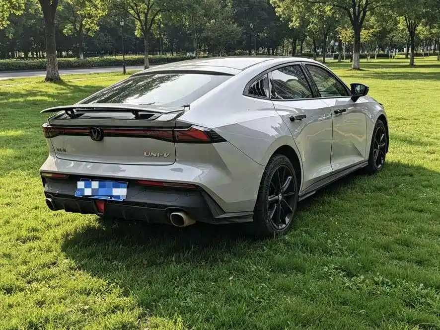 Changan UNI-V — миниатюра 4