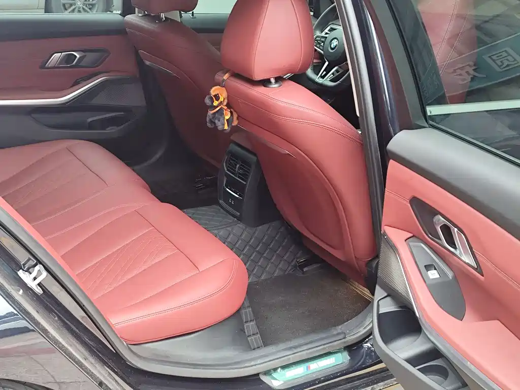 BMW 3 Series — миниатюра 8