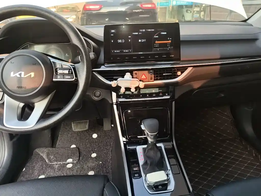 Kia K3 — миниатюра 13