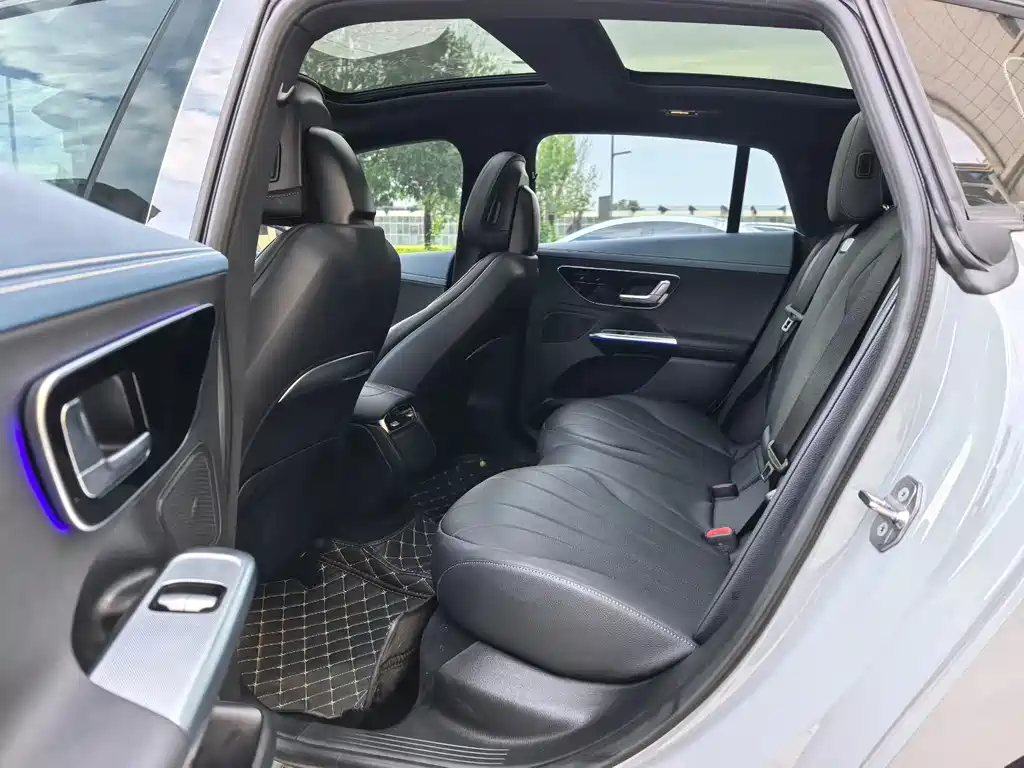 Mercedes-Benz EQE 2022 350