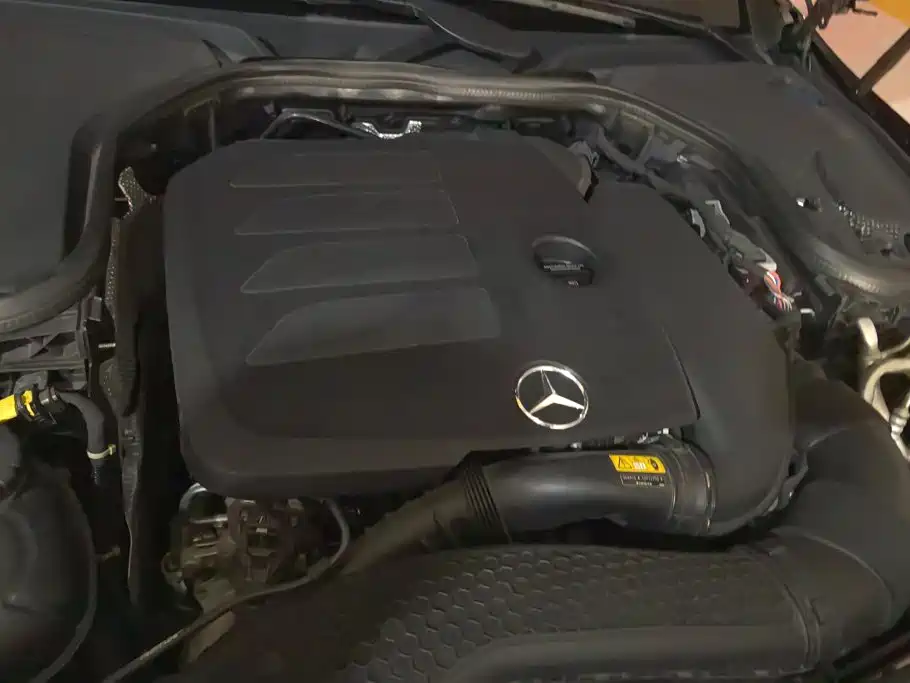 Mercedes-Benz E-Class — миниатюра 10