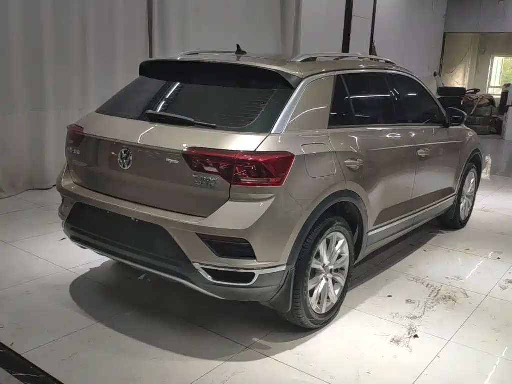 Volkswagen T-Roc — миниатюра 7