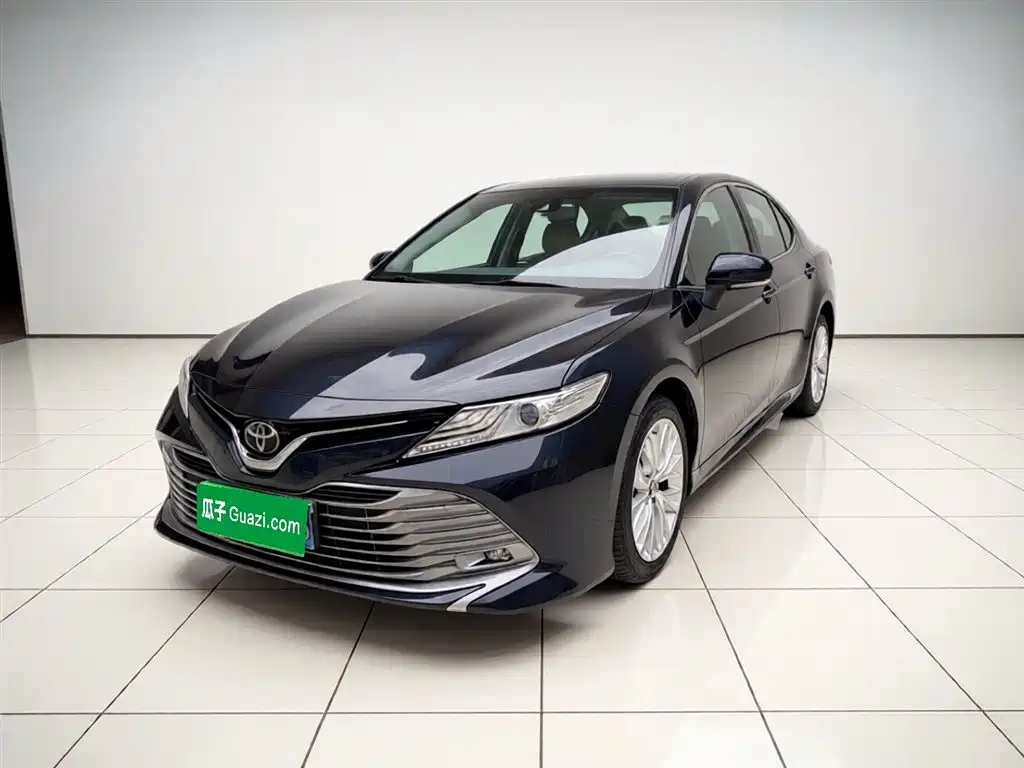 Toyota Camry 2019