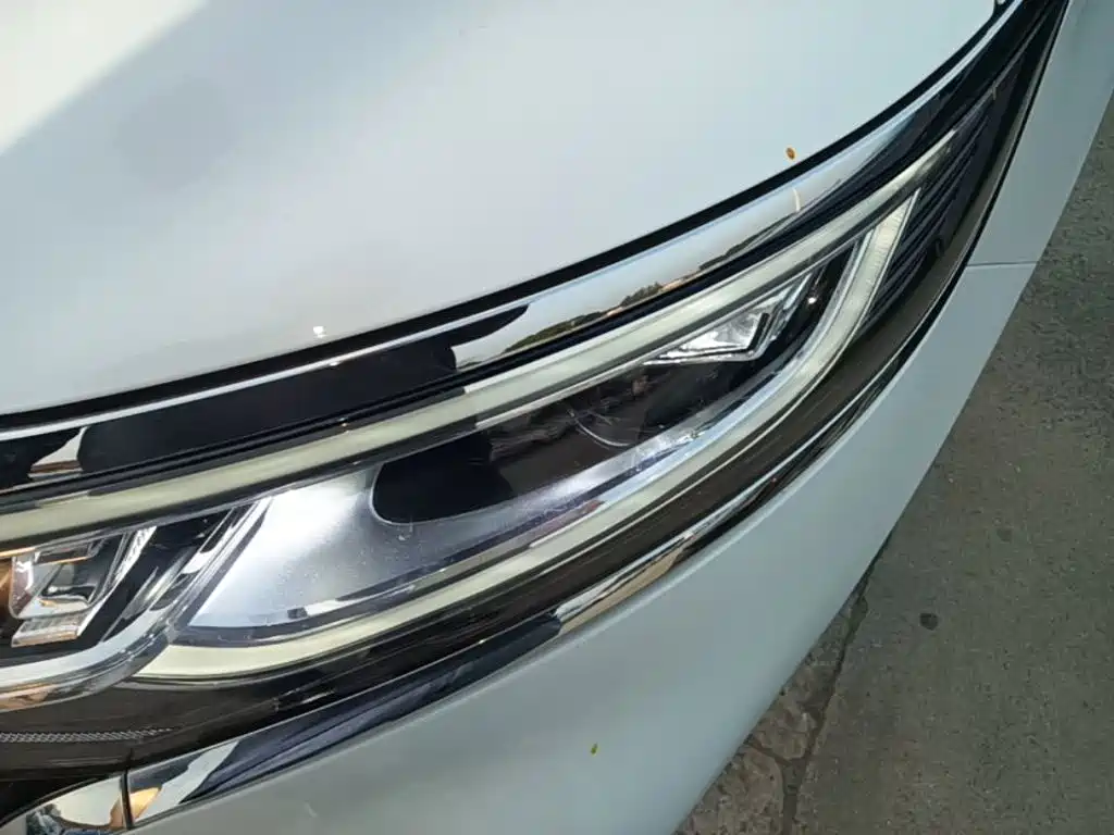 Roewe iMAX8 New Energy — миниатюра 24