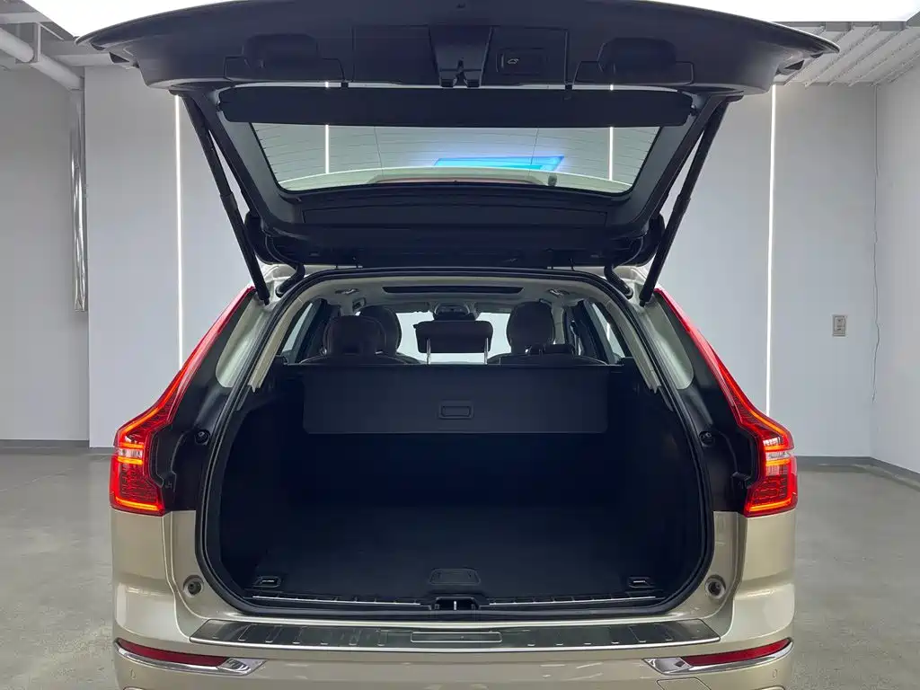 Volvo XC60 — миниатюра 9