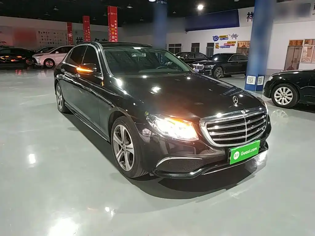 Mercedes-Benz E-Class — миниатюра 4